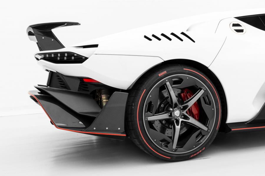 Детали экстерьера ItalDesign Zerouno 2017 года  (фото 38 из 40)